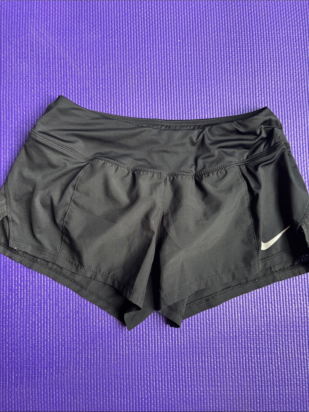 Nike Women's Running Shorts with Silver Swoosh - Picture 4 of 7